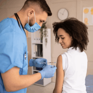 Leia mais sobre o artigo Itabira realiza Dia D de vacinação contra a gripe neste sábado: mobilização e proteção para toda a população