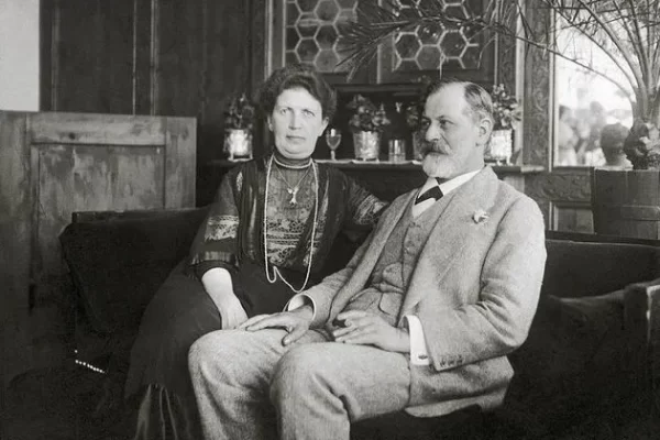 168 Anos de Freud: O Legado do Criador da Psicanálise