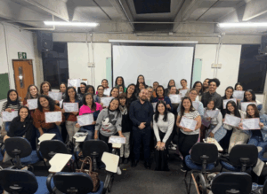 Leia mais sobre o artigo Itabira recebe primeira imersão para formação de monitores escolares de apoio a autistas