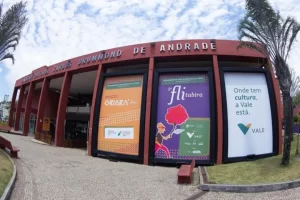 Leia mais sobre o artigo Grandes nomes da literatura movimentam o Flitabira neste sábado