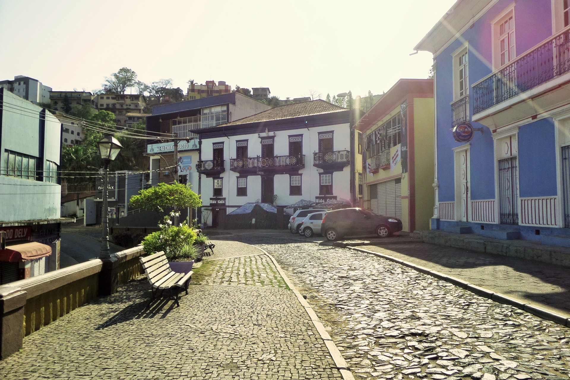 Leia mais sobre o artigo Feriado da Proclamação da República altera funcionamento do comércio e serviços de limpeza em Itabira