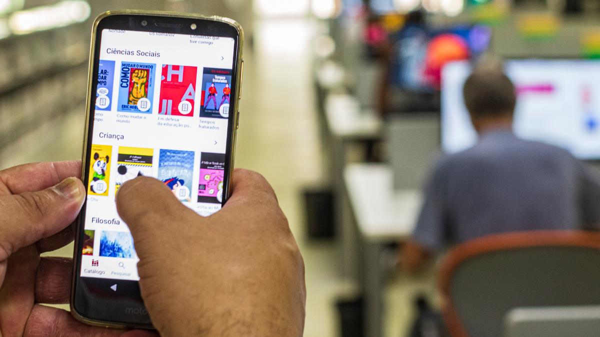 Biblioteca digital do MEC amplia acesso gratuito à leitura no Brasil