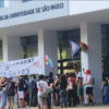 Estudantes ocupam reitoria da USP e cobram retomada de negociações com gestão universitária