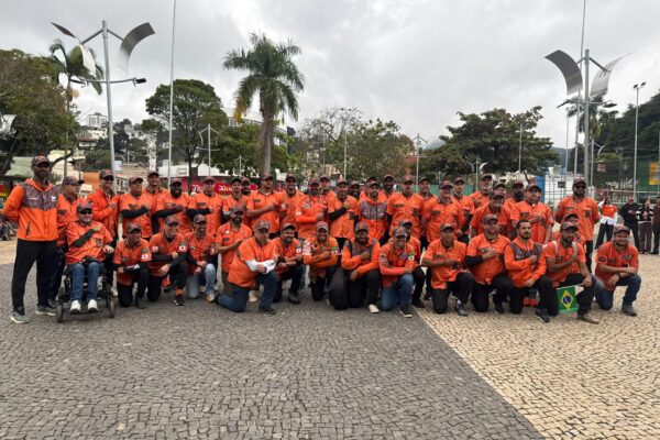 Encontro de Legendários em Itabira reúne mais de 100 homens para discutir liderança, família e transformação social
